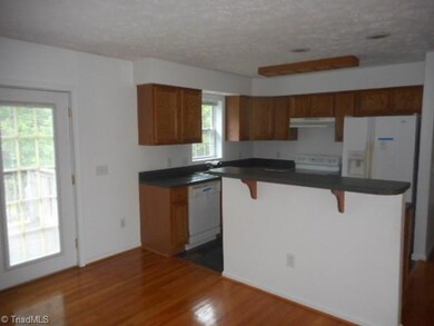 143 Rydel Ln, Statesville, NC 28625 - photo 3