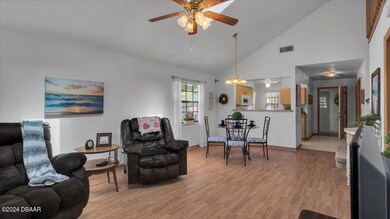 6109 Sequoia Great Room 3