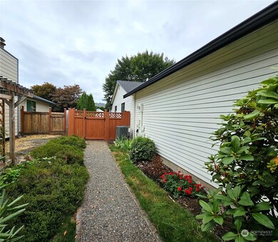 2812 Briar Lea Loop SE, Olympia, WA 98501 - photo 3