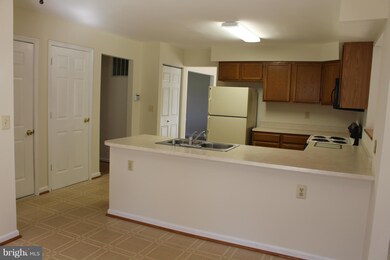 8 Barclay Ln, Stafford, VA 22554 - photo 3