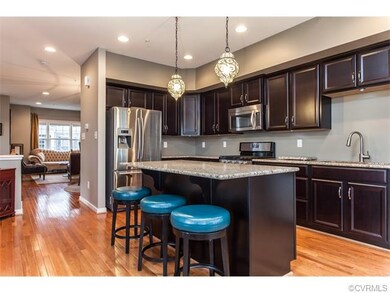 Stunning Kitchen-Center Island, Granite Counters, 