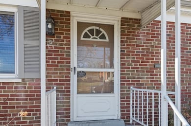 8757 Wicklow Ave, Cincinnati, OH 45236 - photo 2