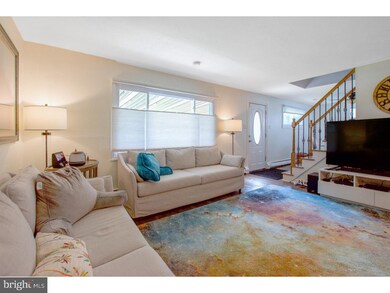 809 Quince Ln, Secane, PA 19018 - photo 4