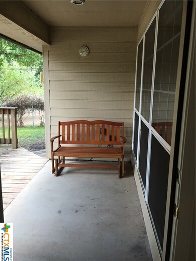 1001 Franklin Dr, San Marcos, TX 78666 - photo 4