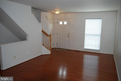 1984 Teasel Ct, Woodbridge, VA 22192 - photo 2