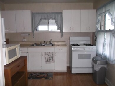 55 N James 009