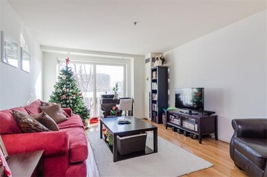 Bay Square unit 315, Cambridge, MA 02139 - photo 3