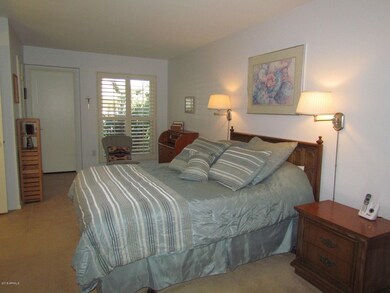 10519 W Wheatridge Dr, Sun City, AZ 85373 - photo 6