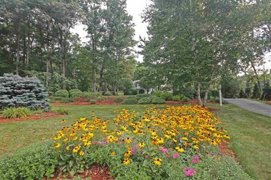 13 Sutton Place, Londonderry, NH 03053 - photo 6