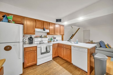 633 Chip Ct unit U269, Gurnee, IL 60031 - photo 4