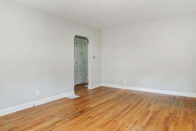 581 E Beechwold Blvd, Columbus, OH 43214 - photo 5