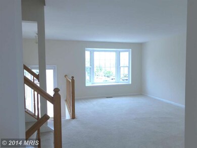 13899 Laura Ratcliff Ct, Centreville, VA 20121 - photo 5