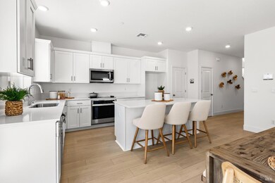 161 Ericson St, Vallejo, CA 94503 - photo 5