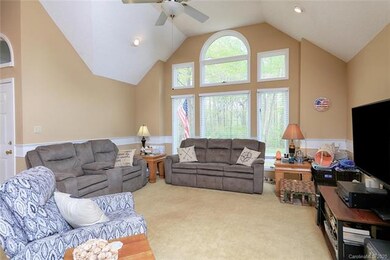 152 Eastwood Dr, Statesville, NC 28625 - photo 6