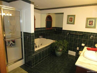 Master Bath/Spa