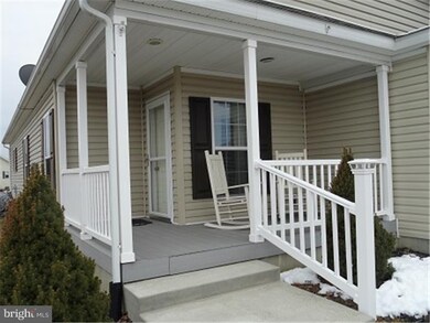 8 Nuthatch Ct E, Bechtelsville, PA 19505 - photo 5