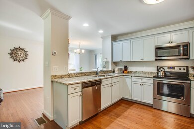 323 Cedar Ln, Colonial Beach, VA 22443 - photo 4