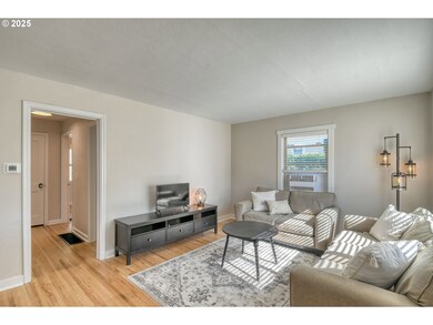 529 NW 7th St, Pendleton, OR 97801 - photo 5