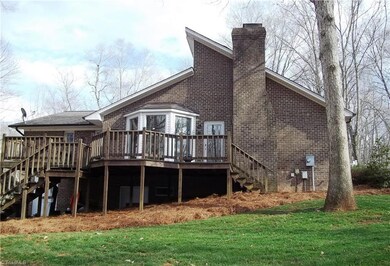 919 Stonecrest Ct, Asheboro, NC 27205 - photo 4