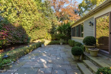 19 E Lyon Farm Dr, Greenwich, CT 06831 - photo 3