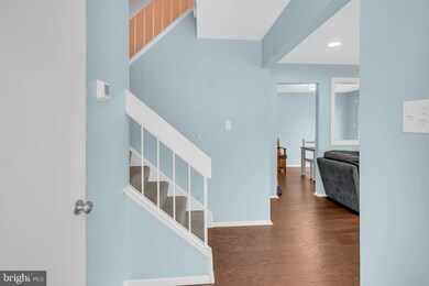 8609 Village Way unit 7, Alexandria, VA 22309 - photo 4