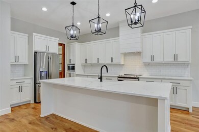 212 Chisolm Trail, Pottsboro, TX 75076 - photo 5