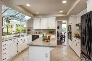 Exceptional lighting in the kitchen from overhead 