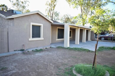 House Front Yard