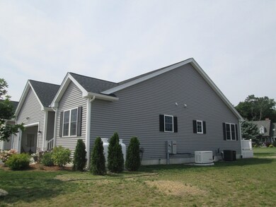 8 Country Club Blvd unit 7, Dudley, MA 01571 - photo 5