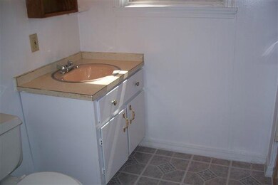 176 Montello St, Lewiston, ME 04240 - photo 3
