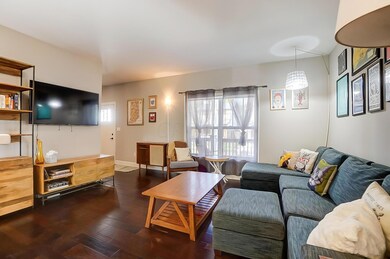 215 Frebis Ave, Columbus, OH 43206 - photo 7