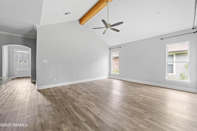147 Gable Crest-22