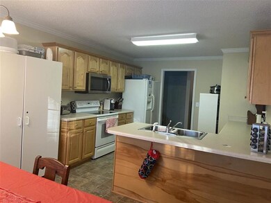 302 Bay Laurel Cir, Warner Robins, GA 31088 - photo 6