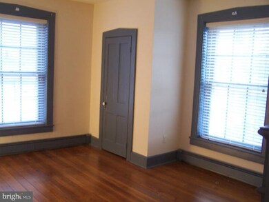 121 E Main St, Purcellville, VA 20132 - photo 7