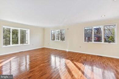 9 Astor Ct, Princeton, NJ 08540 - photo 3