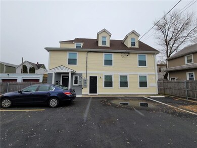 39 Benefit St unit 1, Pawtucket, RI 02861 - photo 2