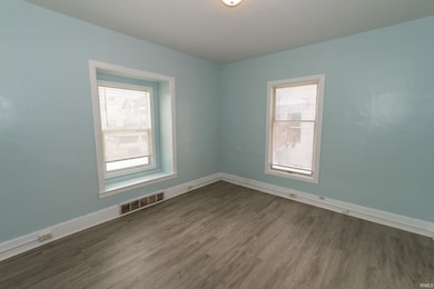 506 W Battell St, Mishawaka, IN 46545 - photo 7