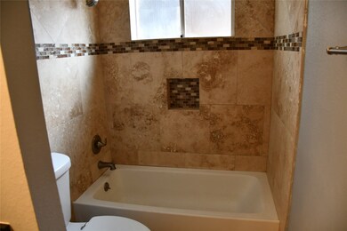 5434 Goldspier St, Houston, TX 77091 - photo 6