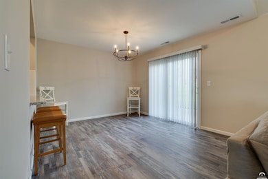 2810 Chasehire Dr, Lawrence, KS 66046 - photo 6