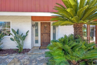 2056 Wonderview Dr, Vista, CA 92084 - photo 7