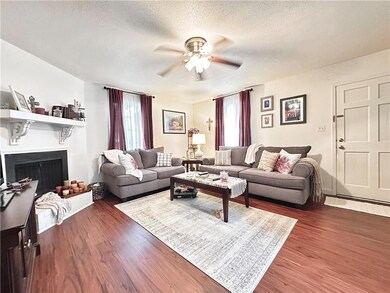 Living space of Unit 227.