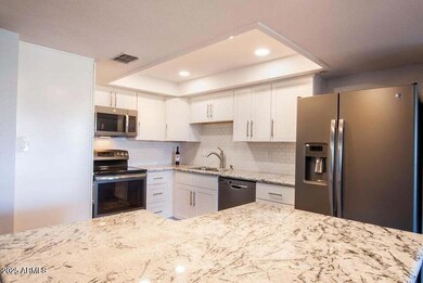 04Kitchen02