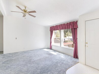 431-496738-Entry And Living Room