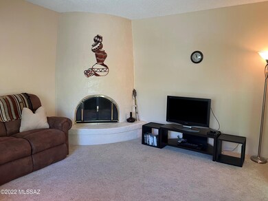 Living Room w/gas beehive FP