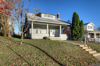 107 E Maple St, Johnson City, TN 37601 - photo 2