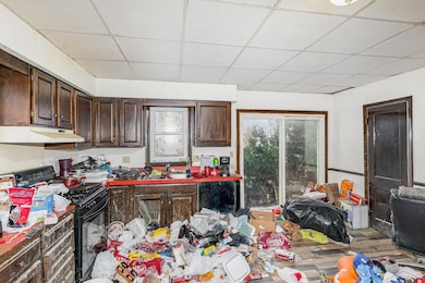 214 N Elm St, Owosso, MI 48867 - photo 4