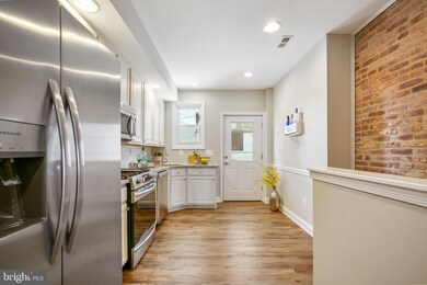 1742 Clarkson St, Baltimore, MD 21230 - photo 7