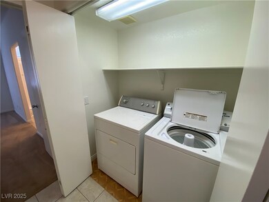 10537 Cedar Run Ct, Las Vegas, NV 89135 - photo 4