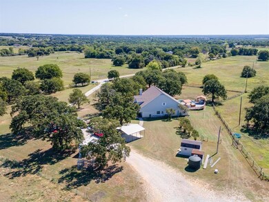 319 Campbell Ln, Springtown, TX 76082 - photo 3