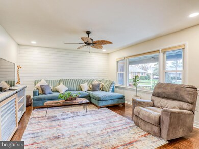 129 Garden Ct, Winchester, VA 22601 - photo 6